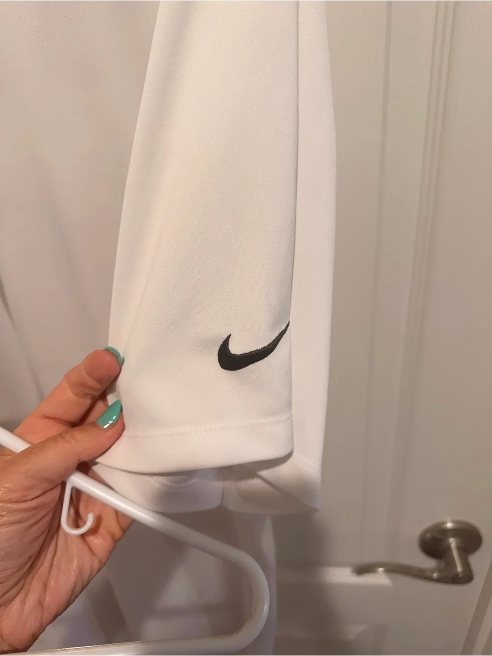 Nike Men’s White Polo Shirt with Swoosh Sleeve